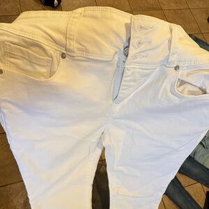 Wax Jean Women's Crisp White Skinny Jeans